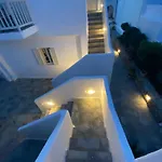 Twins-trisa Yetişkin Oteli