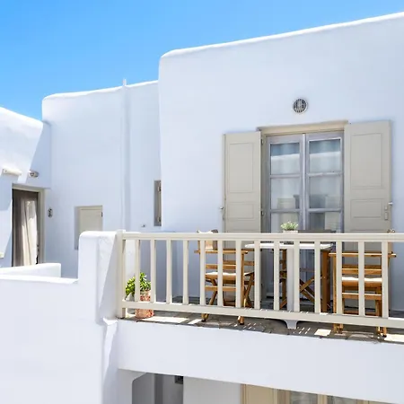 Twins-trisa * Ornos (Mykonos)