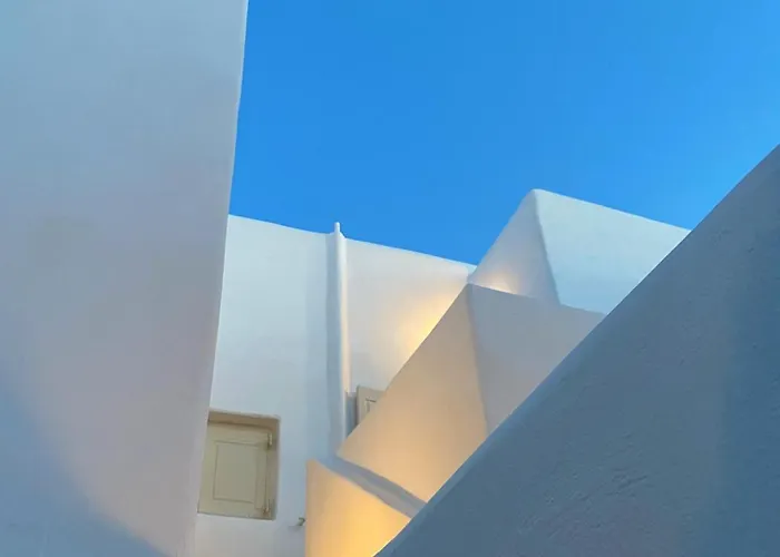 Twins-trisa Love hotel