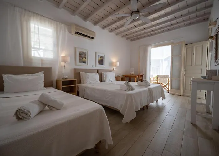 Twins-trisa Ornos (Mykonos)