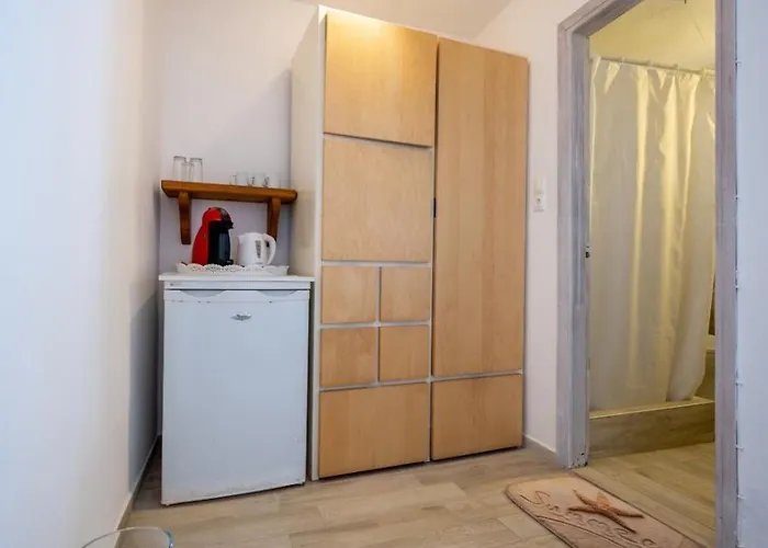 Liebeshotel Twins-trisa Ornos (Mykonos)