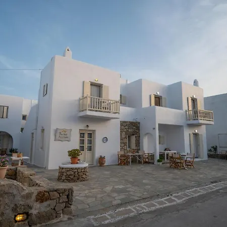 Twins-trisa Love hotel Ornos (Mykonos)