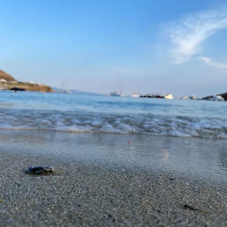 Twins-trisa Timebasishotel