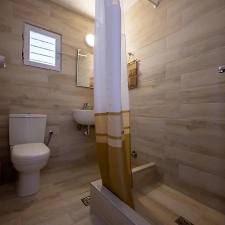 Twins-trisa Love hôtel Ornos (Mykonos)