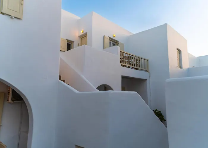 Twins-trisa Hotel del amor Ornos (Mykonos)